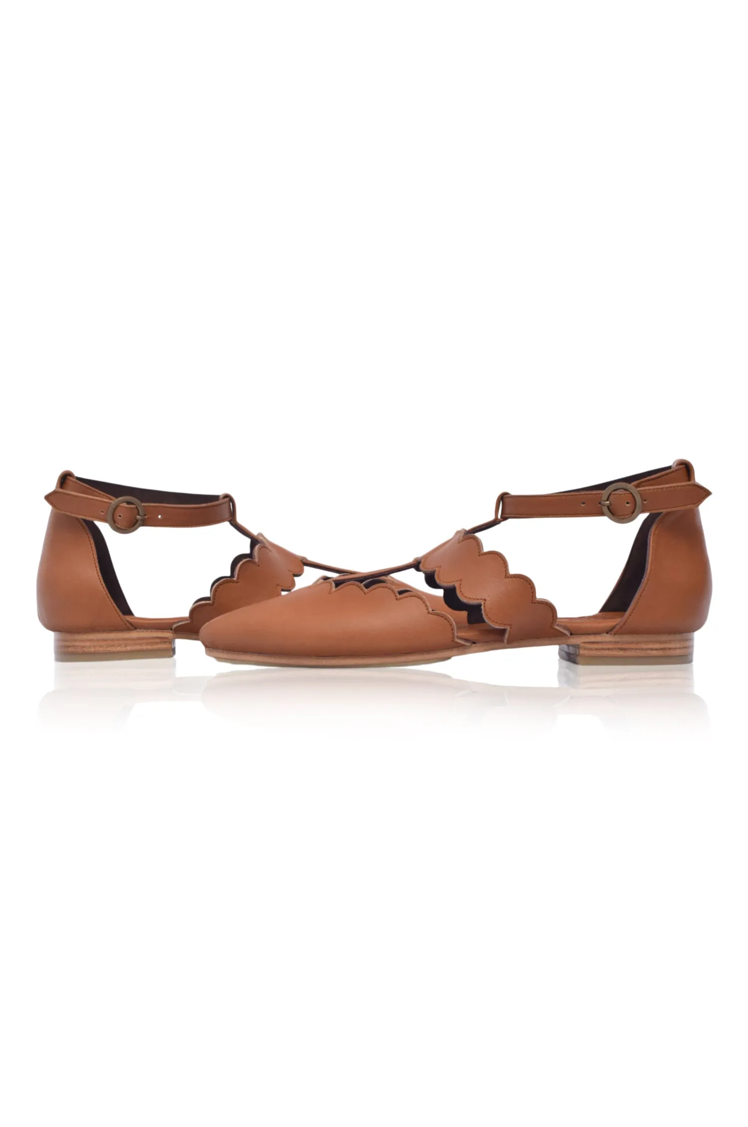 Gardenia Pointy Toe Leather Flats