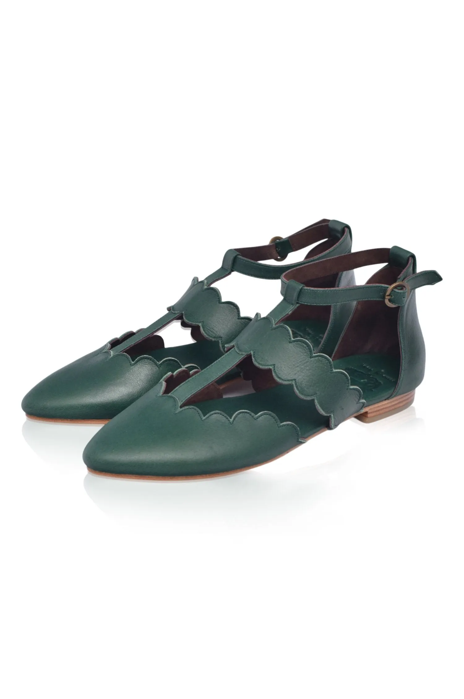 Gardenia Pointy Toe Leather Flats