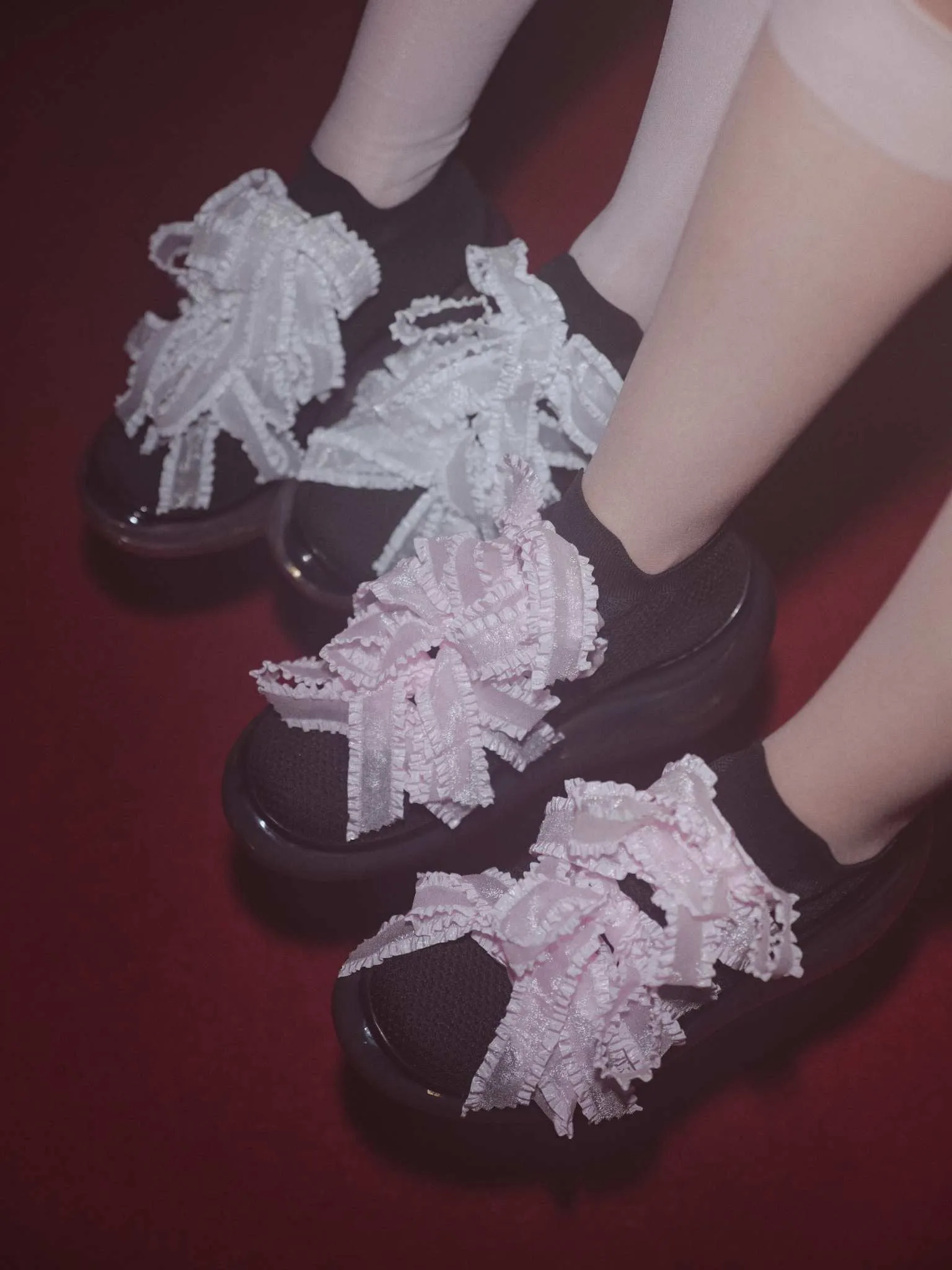 Logo Embroidery Ribbon Shoes / Clear BlackWhite