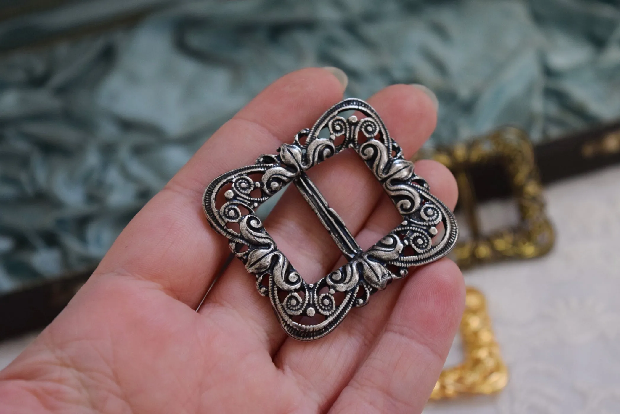 Metal Filigree Buckle