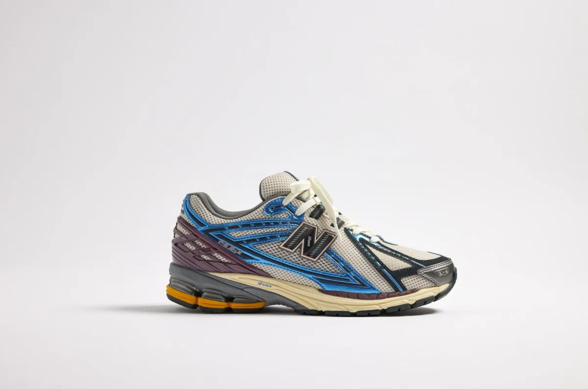 New Balance M1906RRB Blue sneakers