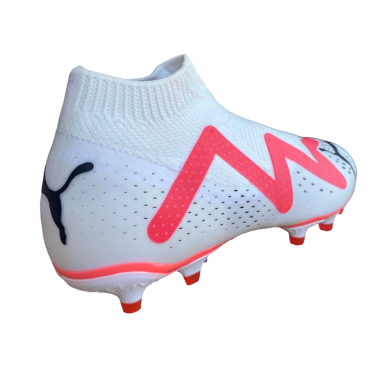 Puma men's laceless football boot Future Match   LL FG/AG 107366 01 white-black-orchid